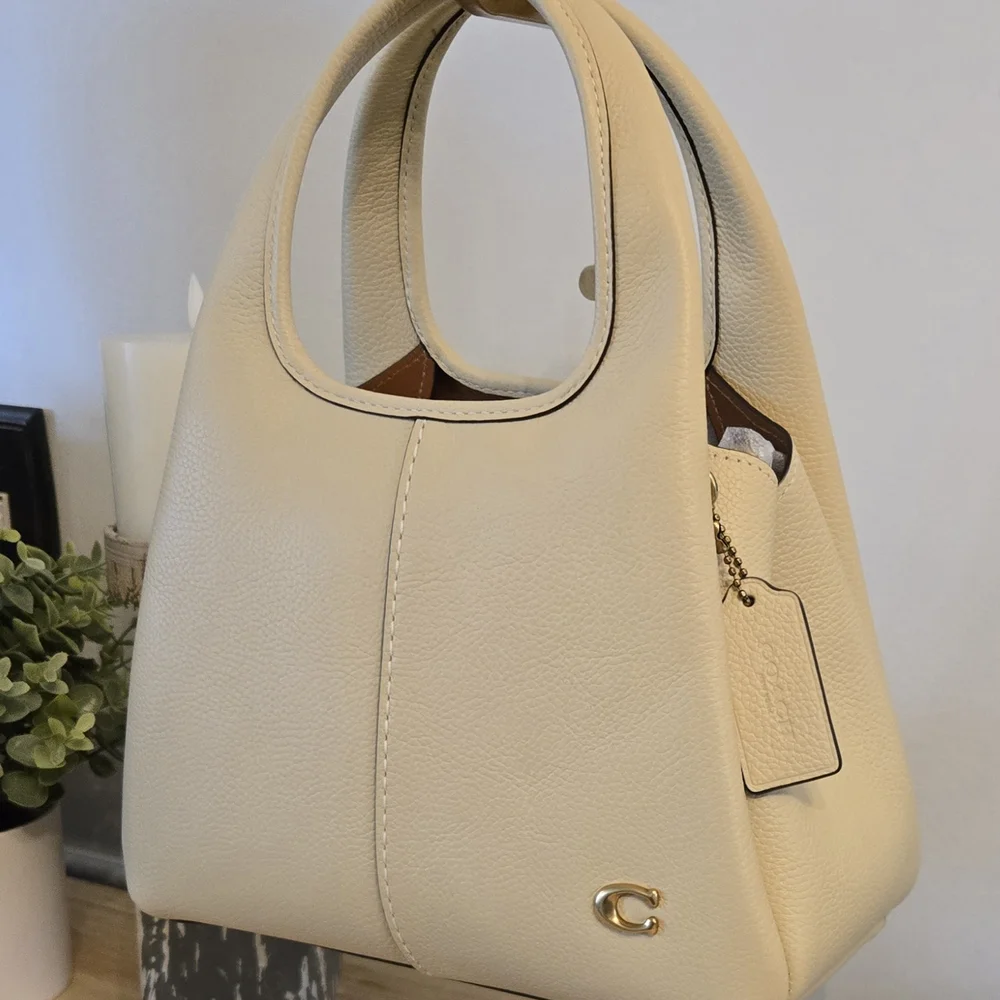 Coach Lana Shoulder Bag 23 – Moonlight NWT - Picture 4 of 5